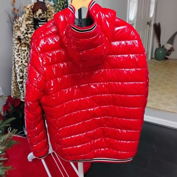 Calvin Klein Red Puffer Jacket | Size L | Water Resistant | Hooded - Picture 2 of 6